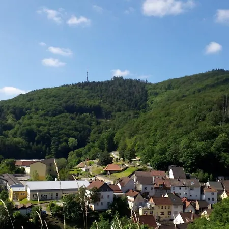 Tiny House Pfalz Wellness Und Wanderurlaub *